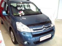 Дефлектор капота Citroen (Ситроен) Berlingo/ Peugeot (Пежо) Partner(2008-)(темный)