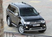 Пороги алюминиевые Rival "Bmw-Style" для Mitsubishi Pajero Sport 2008-2013-2016