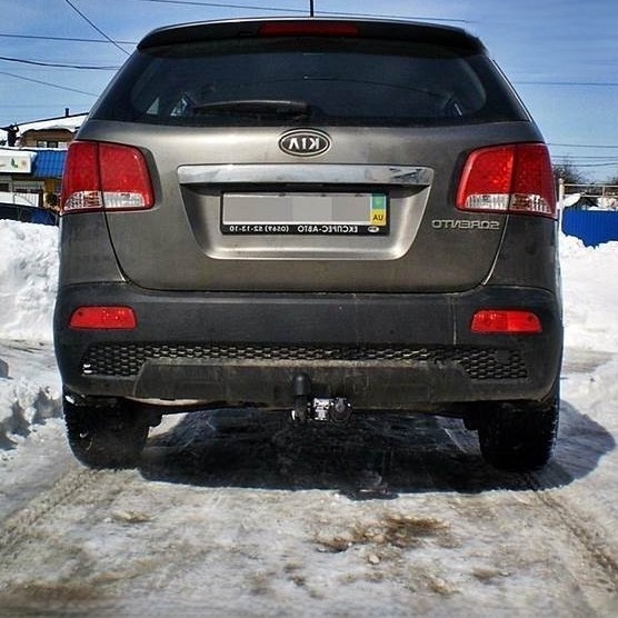 фото Фаркоп Imiola для Kia Sorento 2009-2012
