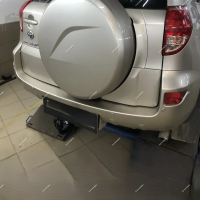Фаркоп BERG (Россия) для Toyota RAV4 «XA30» III (2005-2012) «Кроме версии Long»