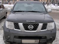 Дефлектор капота Nissan Pathfinder (Ниссан Патфайндер) (2004-2010) / Navara (2005-) (темный)