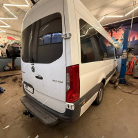 Фаркоп AvtoS (Россия) для Mercedes Sprinter III «со ступенькой» (2018-)