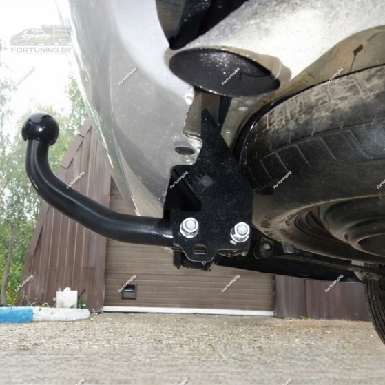 Фаркоп Imiola для Chrysler Voyager/ Grand Voyager  IV (2000-2008)