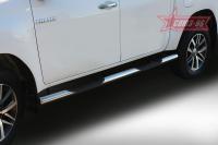 Пороги с проступями d76,Toyota HiLux 2015-