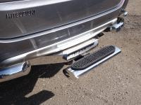 Задняя подножка овальная 120х60 мм (под фаркоп) для Mitsubishi Pajero Sport 2016-