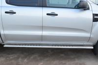 Пороги труба d120x60 с проступью FORD RANGER 2011-