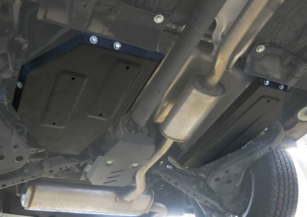 Фото Защита топливного бака Автоброня для Nissan Qashqai 4WD V - 2,0 2014-2015