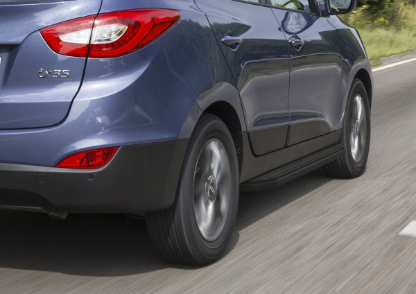 Фото Пороги алюминиевые Rival "Premium-Black" для Hyundai IX35 2010-2013-2015