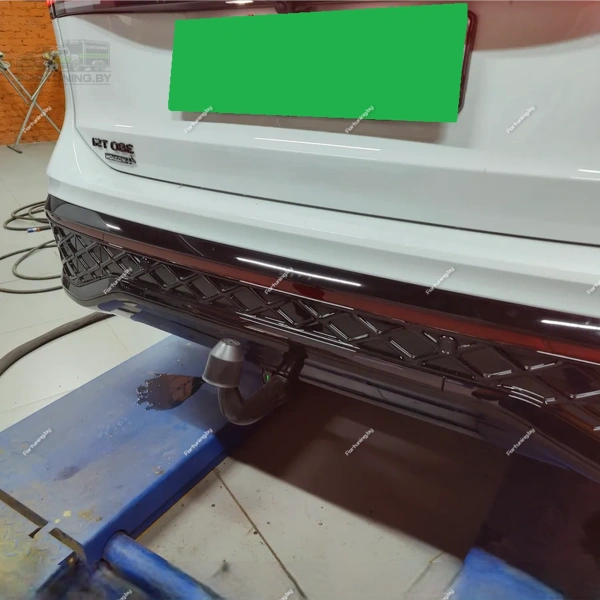 фото Фаркоп Galia (Словакия) «быстросъемный на ключ» для Volkswagen Tiguan II (2016-2025)