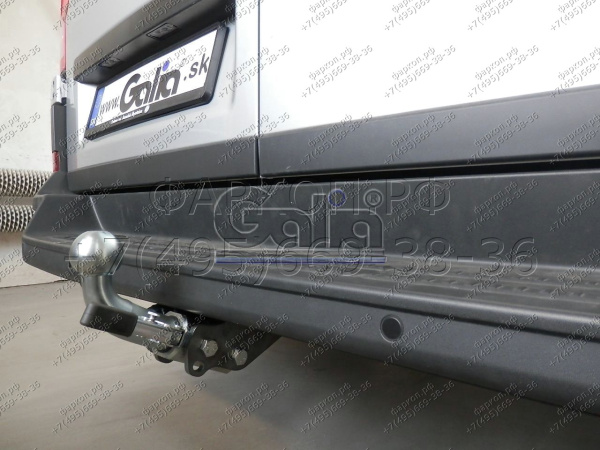 фото Фаркоп Galia для Volkswagen Crafter фургон со ступенькой 2017-