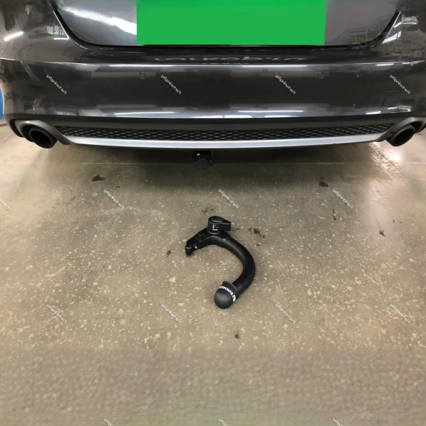 Фаркоп Steinhof (Польша) «быстросъемный на ключ» для Audi Q3 I «8U» (2011-2018)