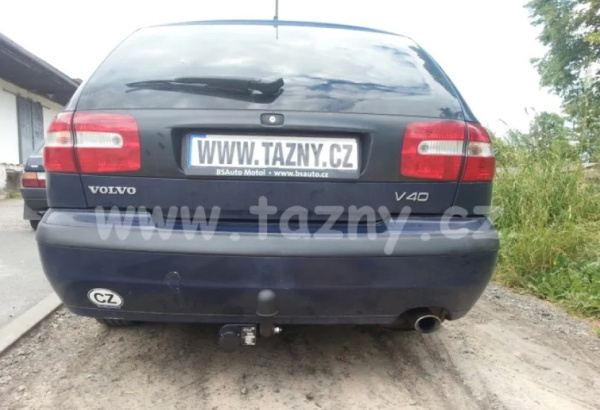 фото Фаркоп Imiola для Volvo S40 седан 1995-2004, Volvo V40 универсал 1995-2004