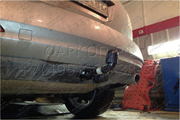 фото Фаркоп Westfalia для Mazda CX-7 2007-2012