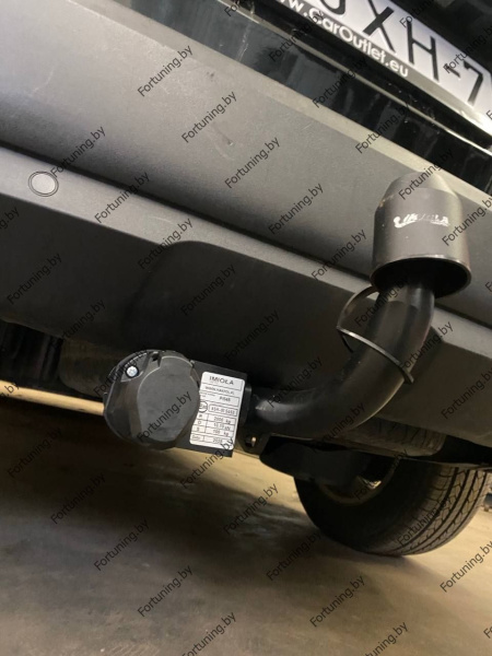 фото Фаркоп Imiola для Peugeot 5008 2017-