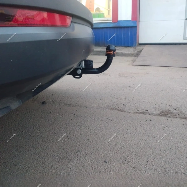 Фаркоп Leader Plus (Россия) для Audi Q3 I «8U» (2011-2018)