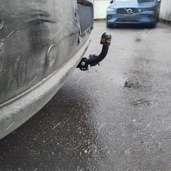 фото Фаркоп Leader Plus (Россия) для Opel Vectra «C» (2002-2008) «седан»