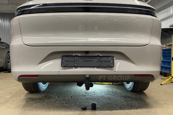 фото Фаркоп ПТ Групп «быстросъемный на ключ» для LiXiang L6 (2024-)