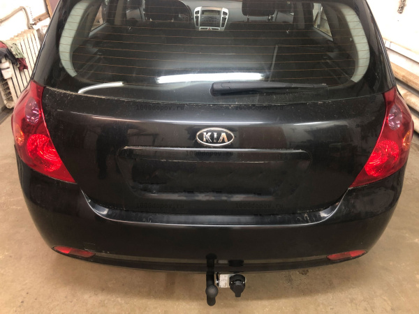 фото Фаркоп AvtoS для KIA Ceed "хетчбэк 5 дверей" (2007-2012)