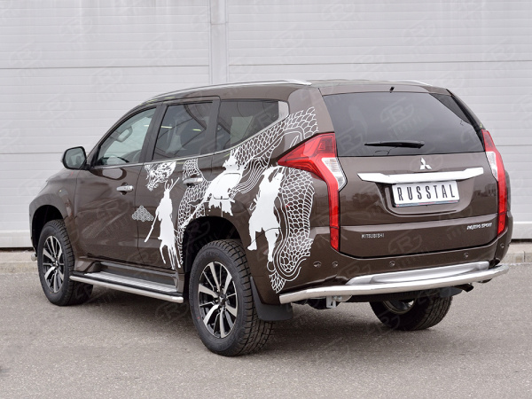 Фото Защита заднего бампера d63 секции MITSUBISHI PAJERO SPORT 2016