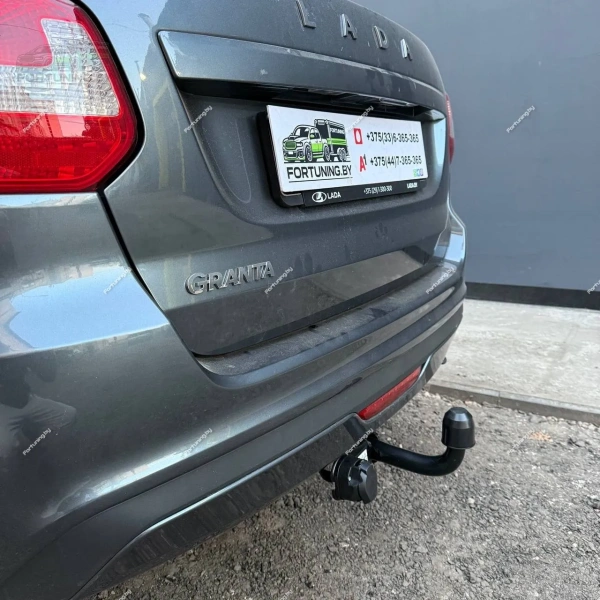 фото Фаркоп BERG (Россия) для Lada Granta I «рестайлинг» седан/ лифтбек/ универсал (2018-) "вкл. Cross"