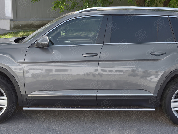 Фото Пороги труба 75х42 овал с проступью VOLKSWAGEN TERAMONT 2017-