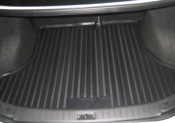 Автомобильный коврик багажника Rival для Nissan Sentra седан 2014-н.в., полиуретан, 14106002