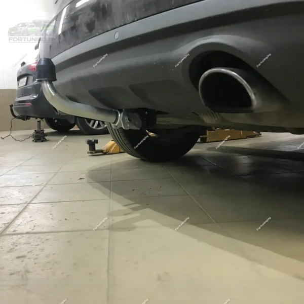 Фаркоп Galia (Словакия) «быстросъемный» для Audi Q5 I «8R» (2008-2017)