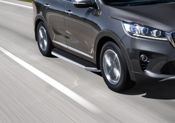 Фото Пороги алюминиевые Rival "Premium" для Kia Sorento Prime 2018-