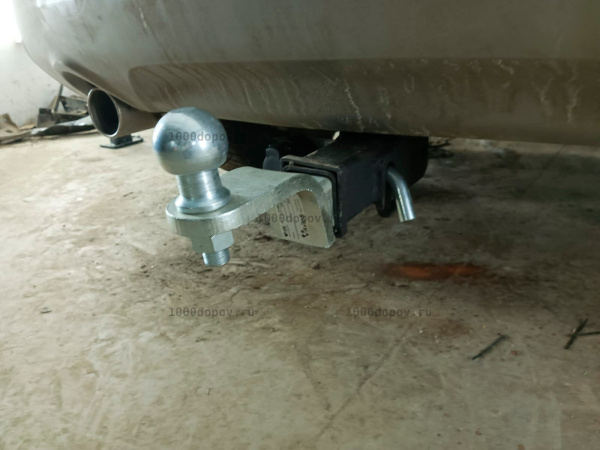 Фаркоп AvtoS для FORD Kuga 2013-2019, под американский квадрат