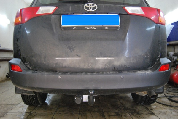 фото Фаркоп Imiola для Toyota RAV4 «XA40» IV «рестайлинг» (2013-2019)