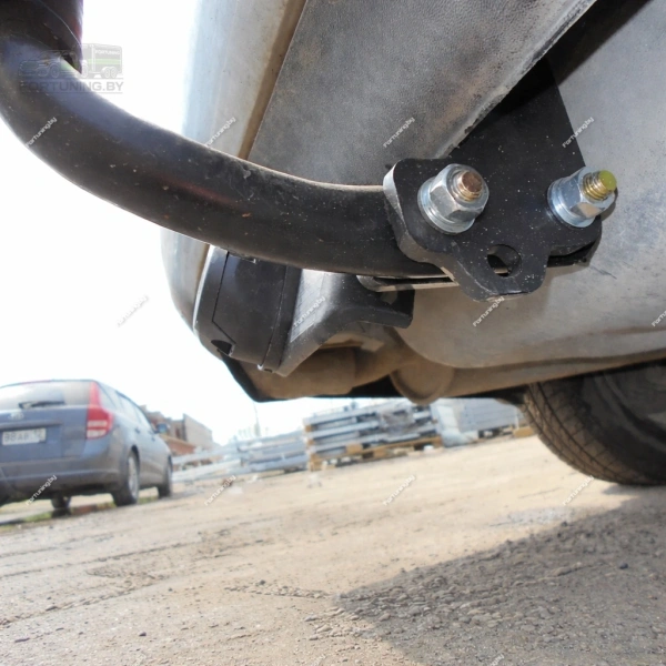 Фаркоп Imiola (Польша) для Audi 100 «C4» (1990-1994) "седан/ универсал"