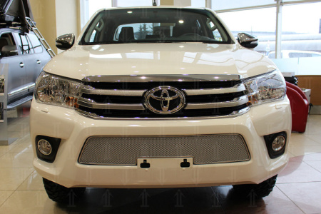 Защита радиатора Toyota Hilux 2011-2015 chrome PREMIUM