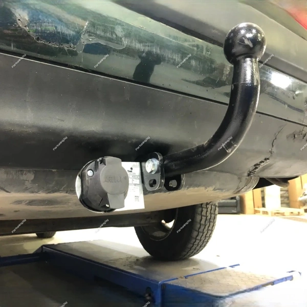 Фаркоп Leader Plus (Россия) для Audi 100 «C4» (1990-1994) "седан/ универсал"