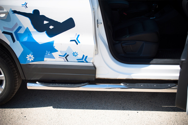 Фото Пороги труба d76 с накладками (вариант 3) VOLKSWAGEN Tiguan Sport & Style 2011-2016