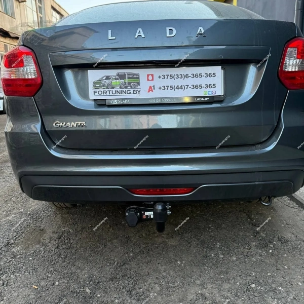 фото Фаркоп BERG (Россия) для Lada Granta I «рестайлинг» седан/ лифтбек/ универсал (2018-) "вкл. Cross"