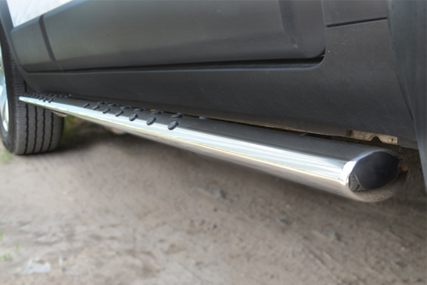 Фото Пороги труба 75х42 овал с проступью CHEVROLET Captiva 2013-2016