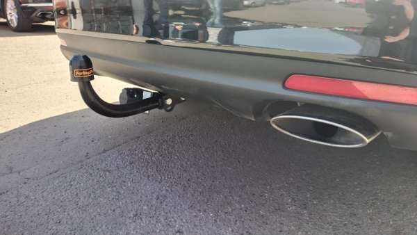 фото Фаркоп Bosal - Oris - Weso для KIA Cerato III седан (2013-2019)