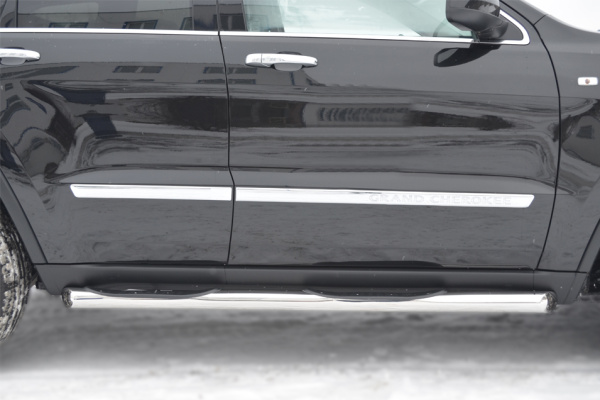 Фото Защита порогов d76 с накладкой (вариант 1) JEEP Grand Cherokee 2012