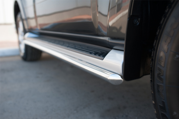 Фото Защита порогов d42 MITSUBISHI Pajero 4 2014-