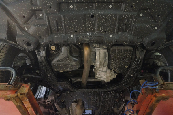 Фото Композитная защита картера и КПП Toyota Highlander (2007-2013)