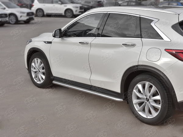 Фото Пороги труба d42 с листом (лист нерж, проф. нерж) (вариант 3) INFINITI QX50 2018-