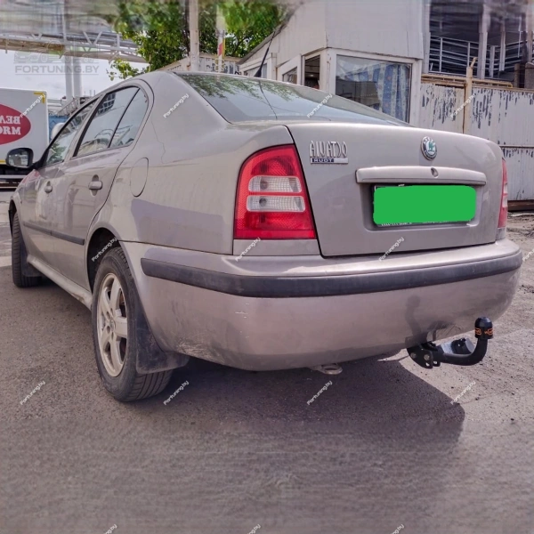 фото Фаркоп AvtoS (Россия) для Skoda Octavia «A4» I (1996-2005) "лифтбек/ универсал"