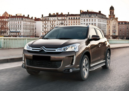 Пороги алюминиевые Rival "Premium" для Mitsubishi Outlander 2007-2010-2012