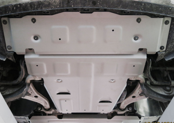 Фото Защита радиатора Rival для Mercedes-Benz GLE внедорожник 5-дв., купе 2015-н.в., алюминий 4 мм, с крепежом, 333.3929.1