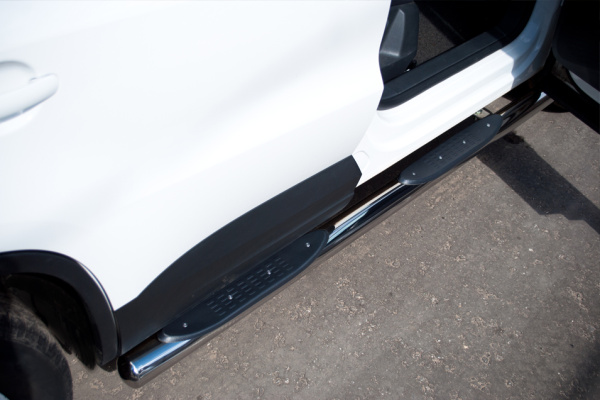 Фото Пороги труба d76 с накладками (вариант 3) VOLKSWAGEN Tiguan Track & Field 2011-2016