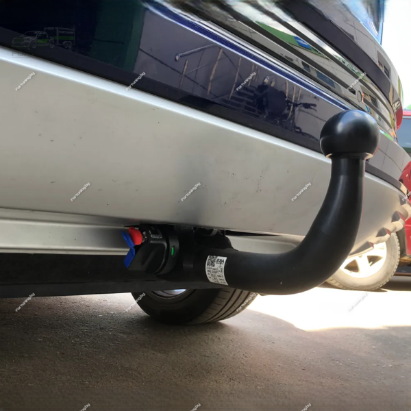 Фаркоп Steinhof (Польша) «быстросъемный на ключ» для Audi e-tron (2018-) "GEN/ GEA (Sportback)"