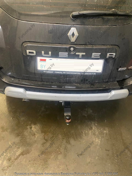 фото Фаркоп AvtoS для Renault Duster I «рестайлинг» (2015-2021) "под квадрат"
