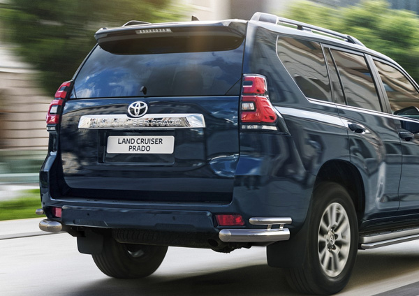 Фото Защита заднего бампера d76+d42 уголки Toyota Land Cruiser 150 Prado 2017-