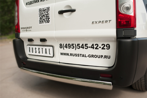Фото Защита заднего бампера d75х42 (дуга) PEUGEOT Expert 2007-2016