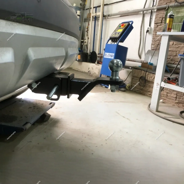 фото Фаркоп Leader Plus (Россия) «быстросъемный» для Skoda Yeti I (2009-2014)